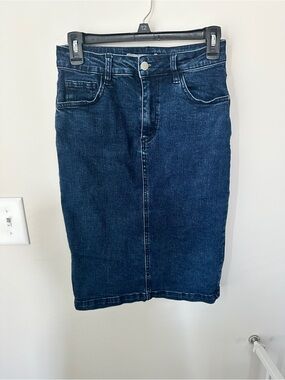 Denim skirt
